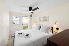 Sink into comfort in our cozy queen bed
