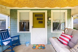 Here's the front door entrance.
