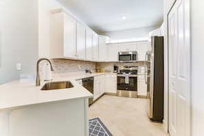 Kitchen | Single-Story House | In-Unit Laundry | Central Heating & A/C