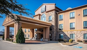 Exterior View!