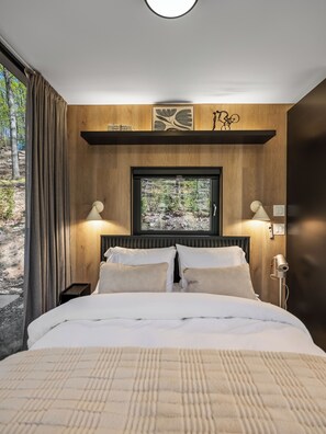 Super comfortable and plush hotel quality linens
