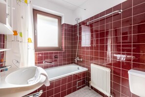 Bain