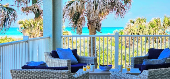 Beautiful Spacious Balcony