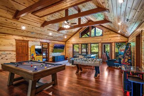 Spielezimmer