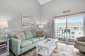 Sleeper Sofa - Unit accommodates 6
