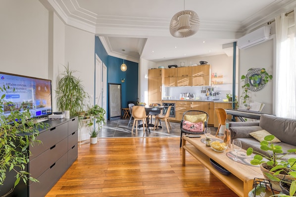 Living and dining room