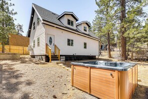 Backyard | Hot Tub