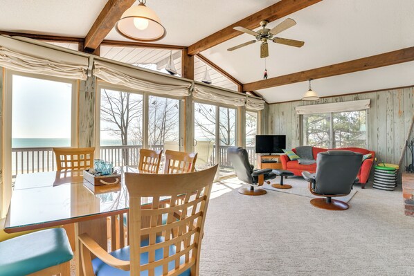Greenbush Vacation Rental | 3BR | 2BA | 1,750 Sq Ft | Stairs Required