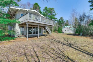Exterior | 2-Story Home