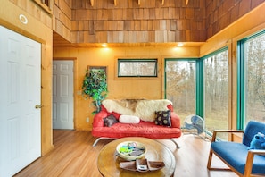 Living Area | Fireplace | Board Games | Main Floor