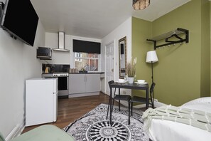 Living Room / Lounge