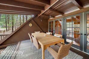 outside dining