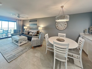 Open and Inviting Floor Plan