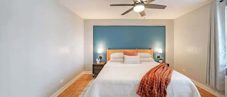King size bedroom