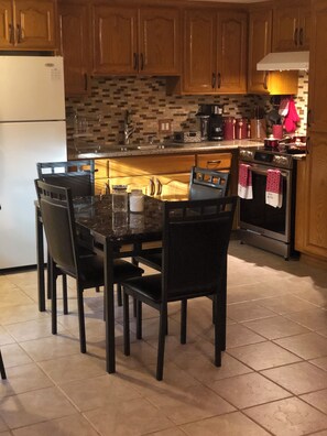 Private kitchen