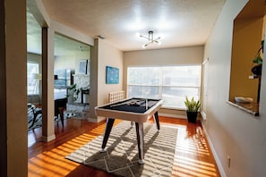 Spielezimmer