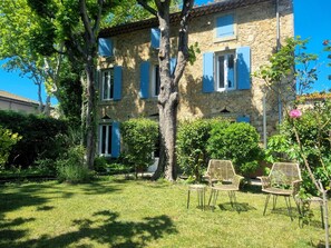Extérieur maison de vacances [été]