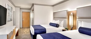 Comfy 2 Double size beds; perfect for your vacation! Exact unit will be assigned upon arrival. Views, colors and decor may vary.
