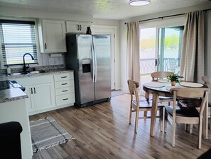 Refrigerator, oven and stove, microwave, coffee pot, toaster, and blender