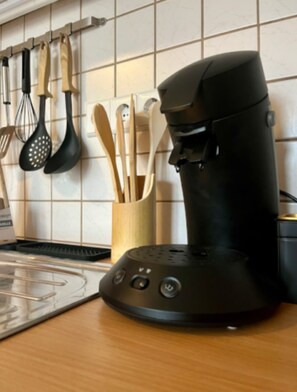 Kaffee und/oder Kaffeemaschine