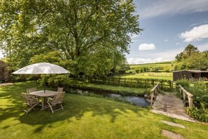 The gardens and paddocks are directly accessible from the apartment.