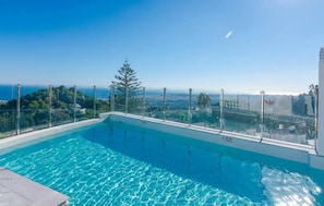 Piscina comunitaria