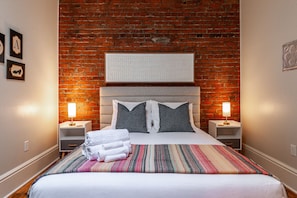 Rest peacefully in our luxurious bedroom featuring a plush king-size bed. After attending performances at the Stratford Festival or exploring the city's art galleries, retreat to your serene oasis in the heart of Stratford, Ontario