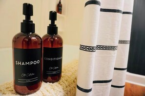 Badezimmerausstattung