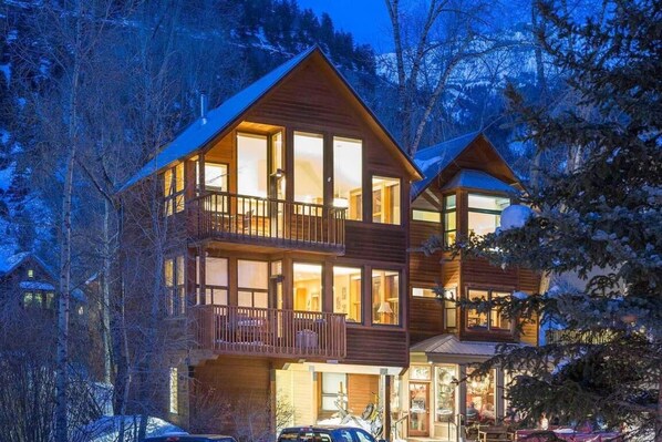 Cornet Creek 402 The Powder House by Curate Telluride