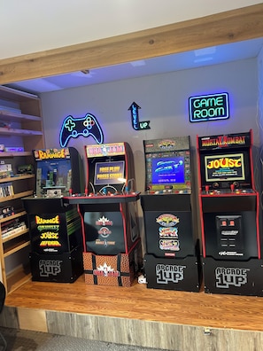 Spielezimmer