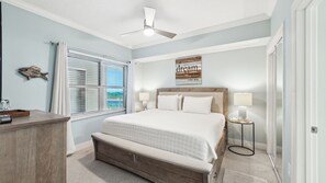 Master bedroom with King bed