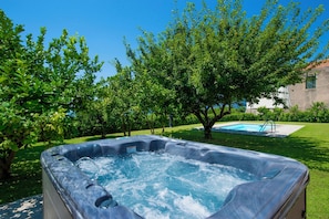 Bubbelpool utomhus