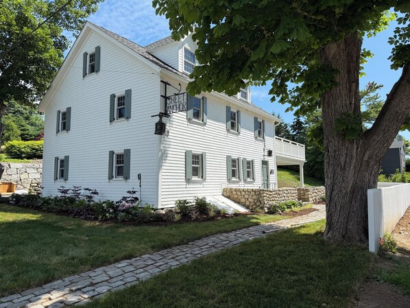 38 Central Street front of house
