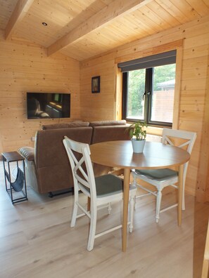 Living / Dining Area