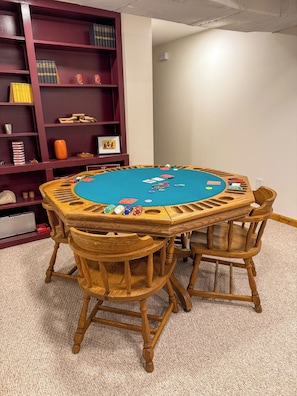 Spielezimmer