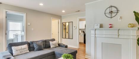 Charlotte Vacation Rental | 2BR | 2BA | 900 Sq Ft | 7 Steps to Enter