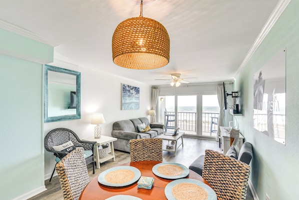 Galveston Vacation Rental | 1BR | 1BA | 640 Sq Ft | Step-Free Entry