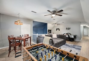 Spielezimmer