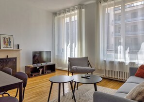 Salon avec TV