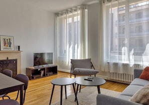 Salon avec TV