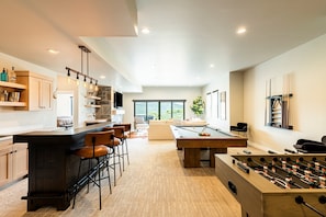 Spielezimmer