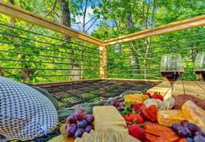 This hammock nook is the ultimate lazy-day spot—perfect for lounging with a snack, enjoying a book, or sneaking in an afternoon nap.