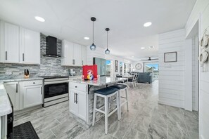New kitchen!