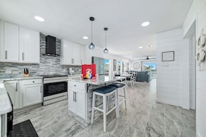 New kitchen!