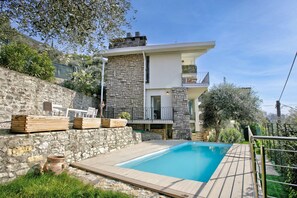 Shared pool