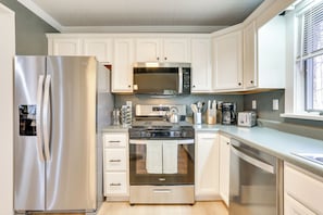 Kitchen | Cooking Basics | Drip Coffee Maker | Microwave | Toaster