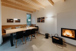 Küche mit Kamin