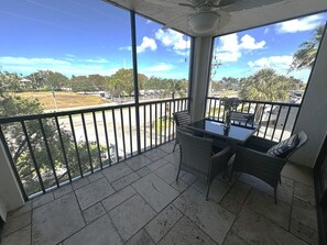 lanai 2