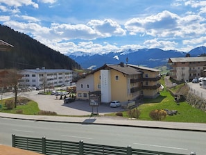 Bâtiment, Zone Résidentielle, Maison, Ville, Domicile, Établissements Humains, Design Urbain, Station De Montagne, Appartement, Chaîne De Montagnes