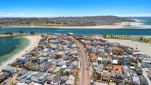 Steps from Mission Bay & Mission Beach